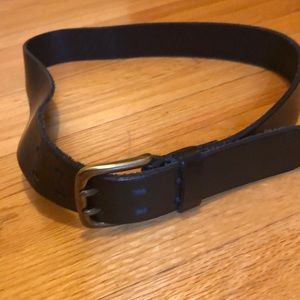 UGC black leather belt